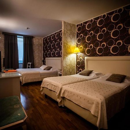 Hotel Palazzo Lovera Cuneo Ngoại thất bức ảnh