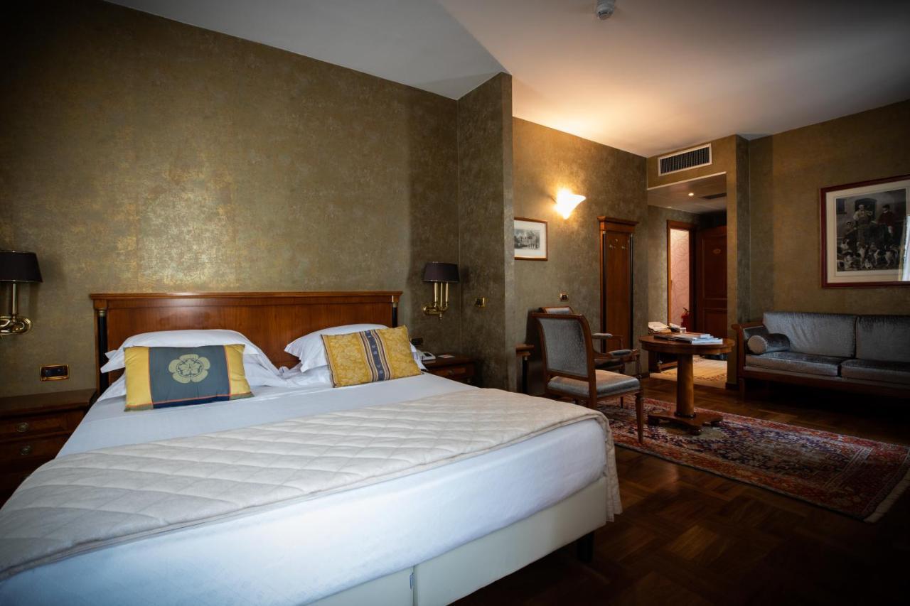 Hotel Palazzo Lovera Cuneo Ngoại thất bức ảnh