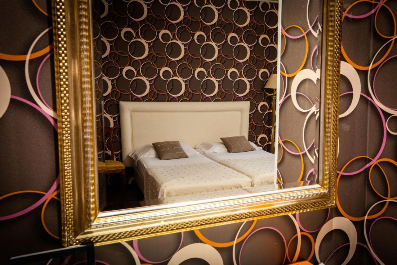 Hotel Palazzo Lovera Cuneo Ngoại thất bức ảnh