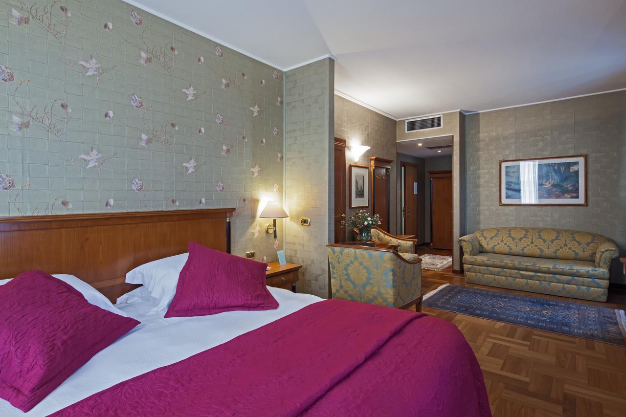 Hotel Palazzo Lovera Cuneo Ngoại thất bức ảnh
