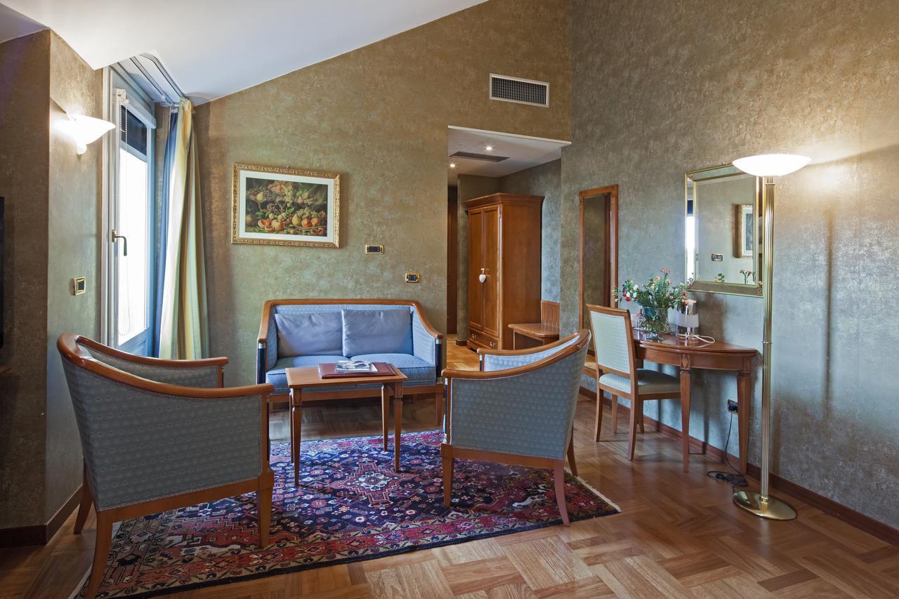 Hotel Palazzo Lovera Cuneo Ngoại thất bức ảnh